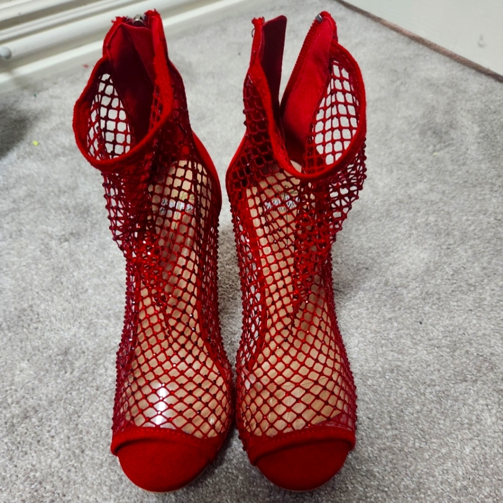 Sparkling red booties